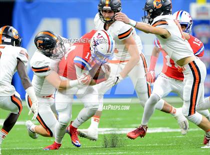 Thumbnail 3 in John Curtis Christian vs. Catholic-B.R. (LHSAA 5A Allstate Sugar Bowl Prep Classic Final) photogallery.