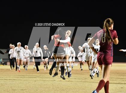 Thumbnail 2 in Hamilton @ Perry (AIA 6A Quarterfinal Playoff) photogallery.