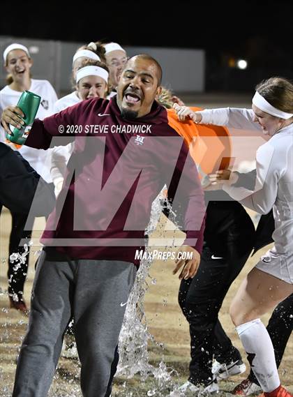 Thumbnail 2 in Hamilton @ Perry (AIA 6A Quarterfinal Playoff) photogallery.