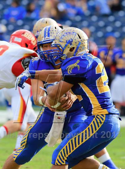 Thumbnail 3 in Cathedral Catholic vs. San Pasqual (CIF SDS D1 Final) photogallery.
