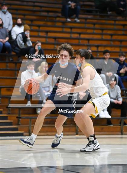 Thumbnail 2 in Cherokee Trail @ Arapahoe photogallery.