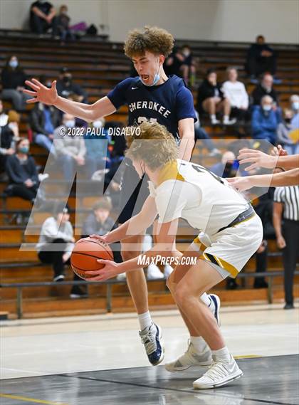 Thumbnail 3 in Cherokee Trail @ Arapahoe photogallery.