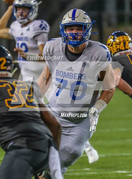 Thumbnail 1 in St. Xavier vs Moeller @ Nippert Stadium photogallery.