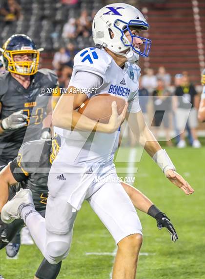 Thumbnail 1 in St. Xavier vs Moeller @ Nippert Stadium photogallery.