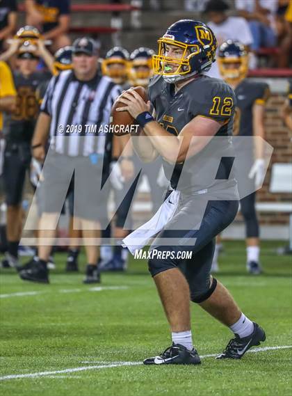 Thumbnail 1 in St. Xavier vs Moeller @ Nippert Stadium photogallery.