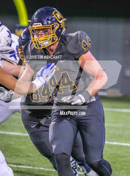 Thumbnail 2 in St. Xavier vs Moeller @ Nippert Stadium photogallery.