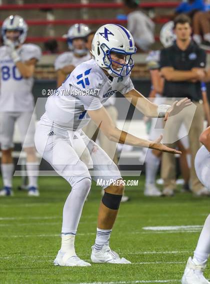 Thumbnail 1 in St. Xavier vs Moeller @ Nippert Stadium photogallery.