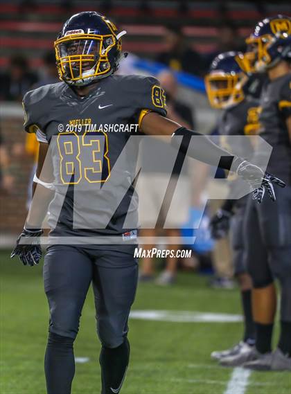Thumbnail 2 in St. Xavier vs Moeller @ Nippert Stadium photogallery.