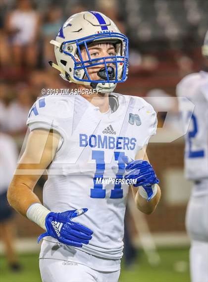 Thumbnail 1 in St. Xavier vs Moeller @ Nippert Stadium photogallery.