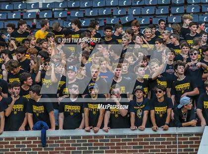 Thumbnail 2 in St. Xavier vs Moeller @ Nippert Stadium photogallery.