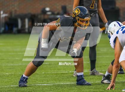 Thumbnail 2 in St. Xavier vs Moeller @ Nippert Stadium photogallery.