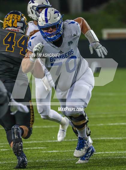Thumbnail 2 in St. Xavier vs Moeller @ Nippert Stadium photogallery.