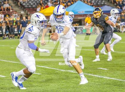Thumbnail 1 in St. Xavier vs Moeller @ Nippert Stadium photogallery.