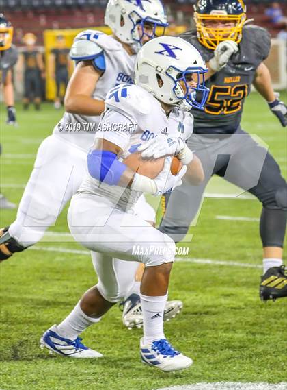 Thumbnail 3 in St. Xavier vs Moeller @ Nippert Stadium photogallery.
