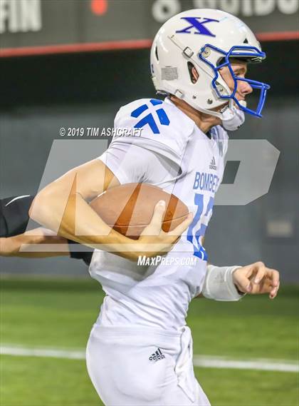 Thumbnail 2 in St. Xavier vs Moeller @ Nippert Stadium photogallery.