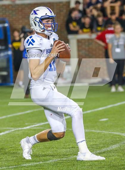 Thumbnail 1 in St. Xavier vs Moeller @ Nippert Stadium photogallery.