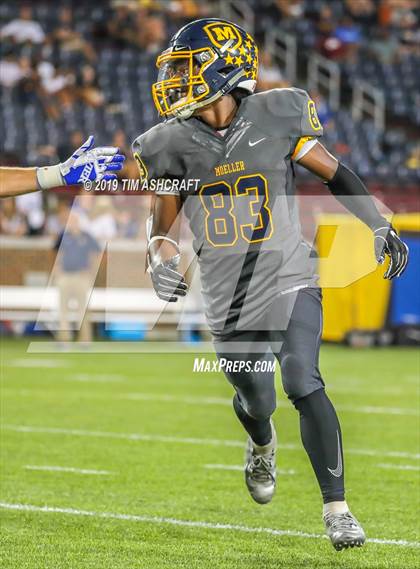 Thumbnail 1 in St. Xavier vs Moeller @ Nippert Stadium photogallery.