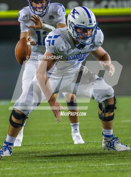 Thumbnail 3 in St. Xavier vs Moeller @ Nippert Stadium photogallery.