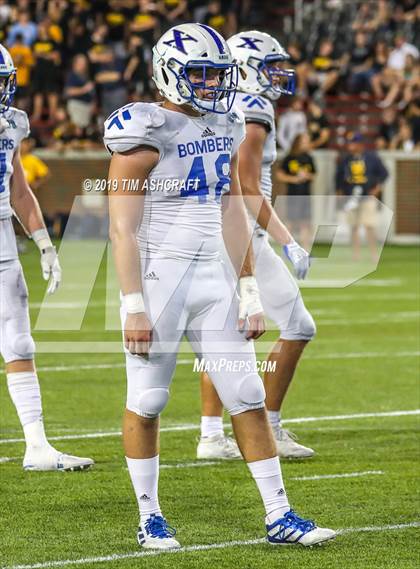 Thumbnail 3 in St. Xavier vs Moeller @ Nippert Stadium photogallery.