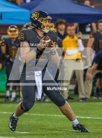 Thumbnail 1 in St. Xavier vs Moeller @ Nippert Stadium photogallery.