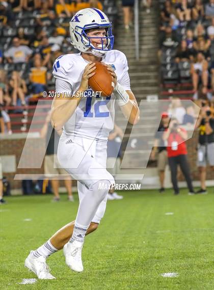 Thumbnail 2 in St. Xavier vs Moeller @ Nippert Stadium photogallery.