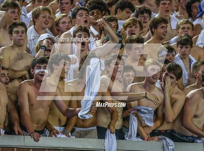 Thumbnail 2 in St. Xavier vs Moeller @ Nippert Stadium photogallery.