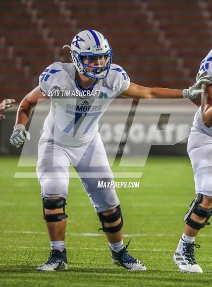 Thumbnail 2 in St. Xavier vs Moeller @ Nippert Stadium photogallery.