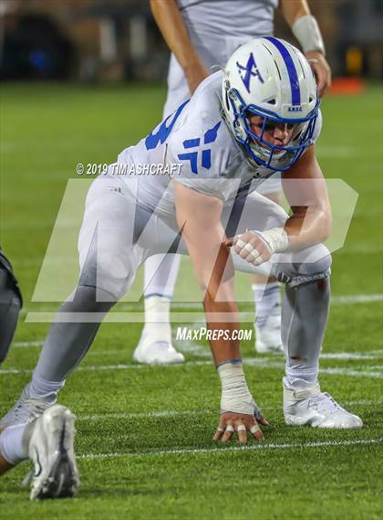 Thumbnail 3 in St. Xavier vs Moeller @ Nippert Stadium photogallery.