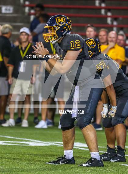 Thumbnail 3 in St. Xavier vs Moeller @ Nippert Stadium photogallery.