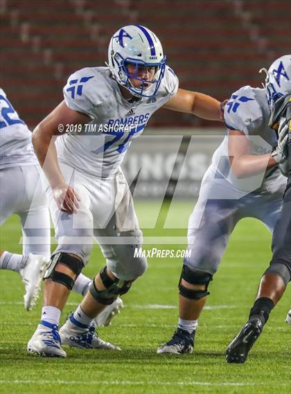 Thumbnail 3 in St. Xavier vs Moeller @ Nippert Stadium photogallery.