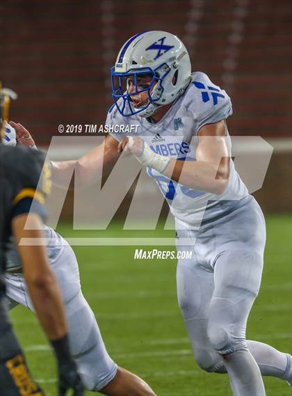Thumbnail 2 in St. Xavier vs Moeller @ Nippert Stadium photogallery.