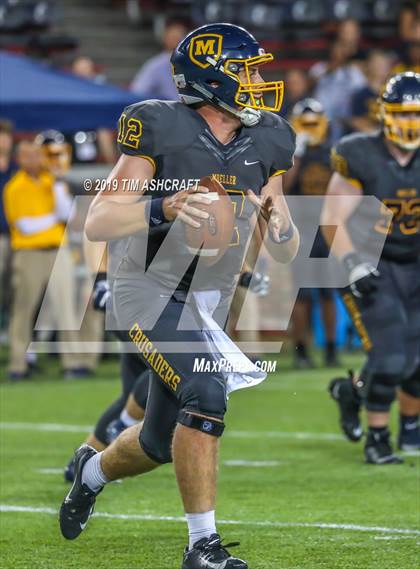 Thumbnail 3 in St. Xavier vs Moeller @ Nippert Stadium photogallery.