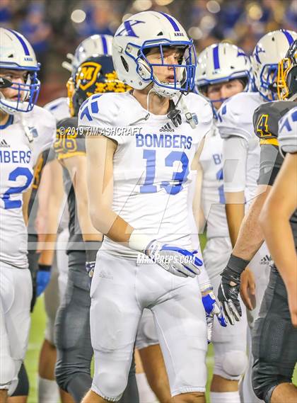 Thumbnail 2 in St. Xavier vs Moeller @ Nippert Stadium photogallery.