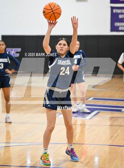 Thumbnail 2 in Yuma Catholic @ Northwest Christian photogallery.