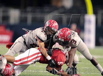 Thumbnail 1 in Cedar Hill vs. Katy (UIL 5A Division 2 Final) photogallery.