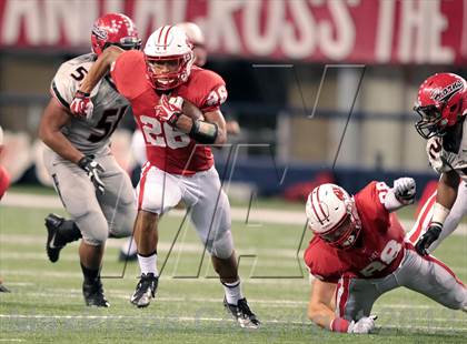 Thumbnail 2 in Cedar Hill vs. Katy (UIL 5A Division 2 Final) photogallery.