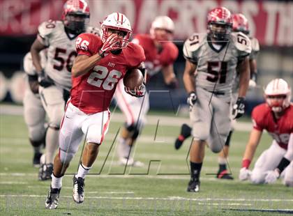 Thumbnail 3 in Cedar Hill vs. Katy (UIL 5A Division 2 Final) photogallery.