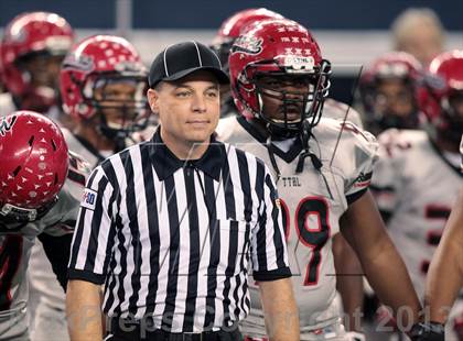 Thumbnail 1 in Cedar Hill vs. Katy (UIL 5A Division 2 Final) photogallery.
