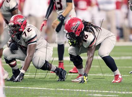 Thumbnail 2 in Cedar Hill vs. Katy (UIL 5A Division 2 Final) photogallery.