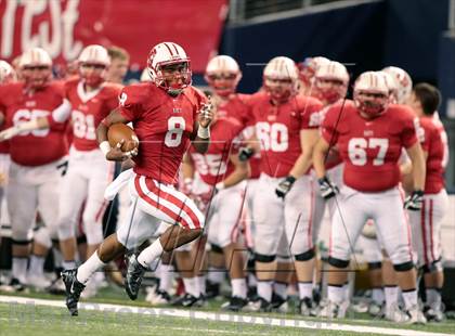 Thumbnail 1 in Cedar Hill vs. Katy (UIL 5A Division 2 Final) photogallery.