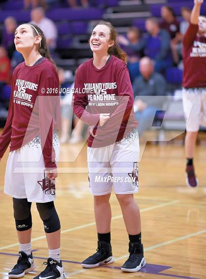 Thumbnail 2 in Lockhart vs Boerne (Boerne ISD Tournament) photogallery.