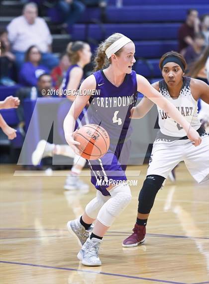 Thumbnail 1 in Lockhart vs Boerne (Boerne ISD Tournament) photogallery.