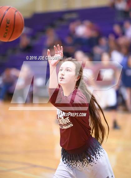 Thumbnail 2 in Lockhart vs Boerne (Boerne ISD Tournament) photogallery.