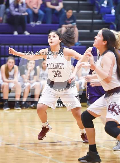 Thumbnail 2 in Lockhart vs Boerne (Boerne ISD Tournament) photogallery.