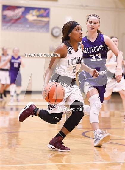 Thumbnail 1 in Lockhart vs Boerne (Boerne ISD Tournament) photogallery.