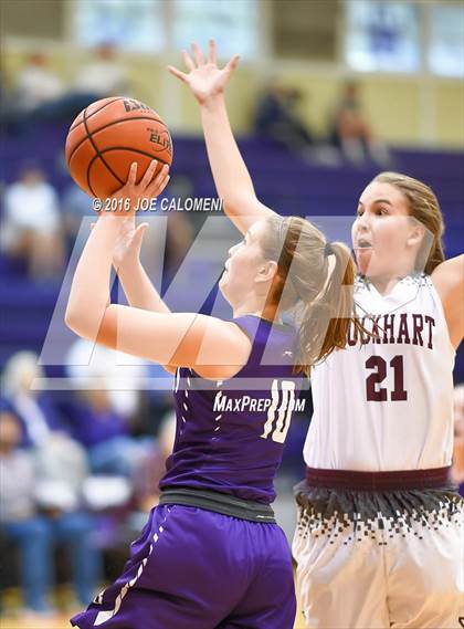 Thumbnail 1 in Lockhart vs Boerne (Boerne ISD Tournament) photogallery.
