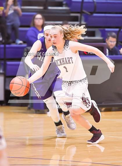 Thumbnail 1 in Lockhart vs Boerne (Boerne ISD Tournament) photogallery.