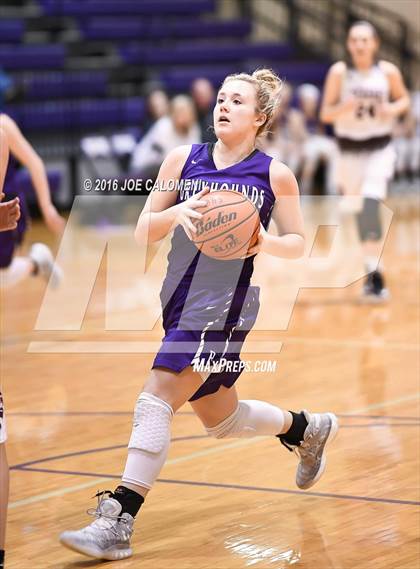 Thumbnail 2 in Lockhart vs Boerne (Boerne ISD Tournament) photogallery.