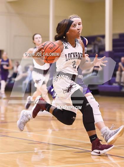 Thumbnail 3 in Lockhart vs Boerne (Boerne ISD Tournament) photogallery.