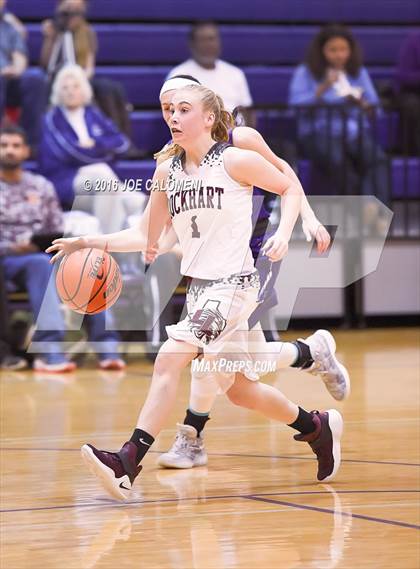 Thumbnail 2 in Lockhart vs Boerne (Boerne ISD Tournament) photogallery.